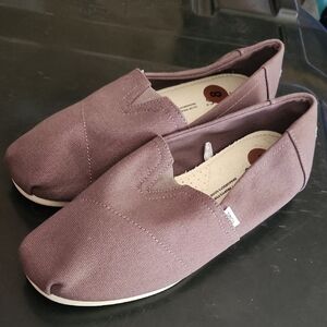 Toms Brown Canvas Slip-Ons